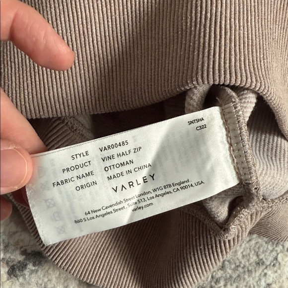 Varley Vine 1/2 Zip Pullover - Picture 11 of 11